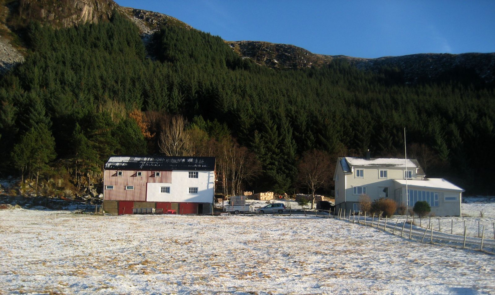 Bilde av Bøen Gard © Eli S. Brandal